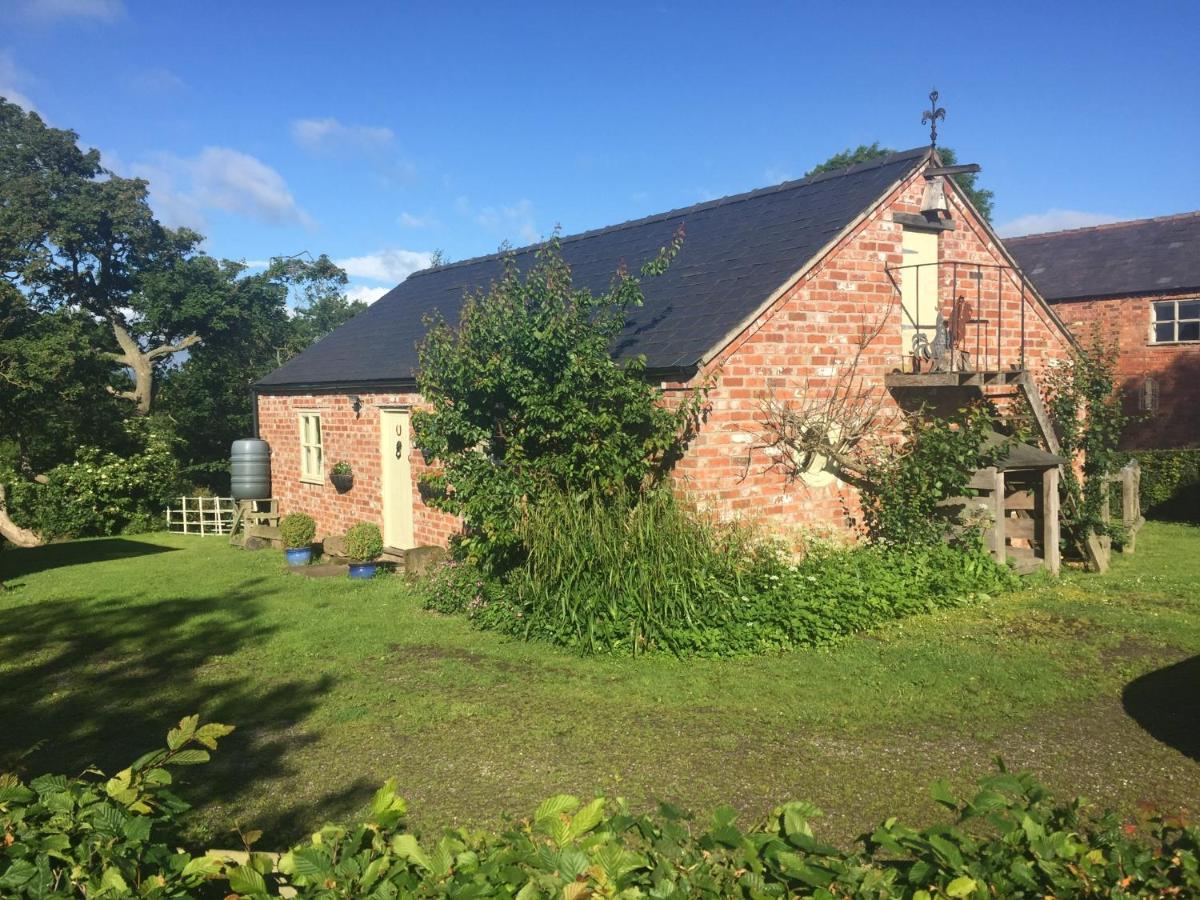 Little Pentre Barn With Cosy Logburner Villa Wrexham Exterior foto